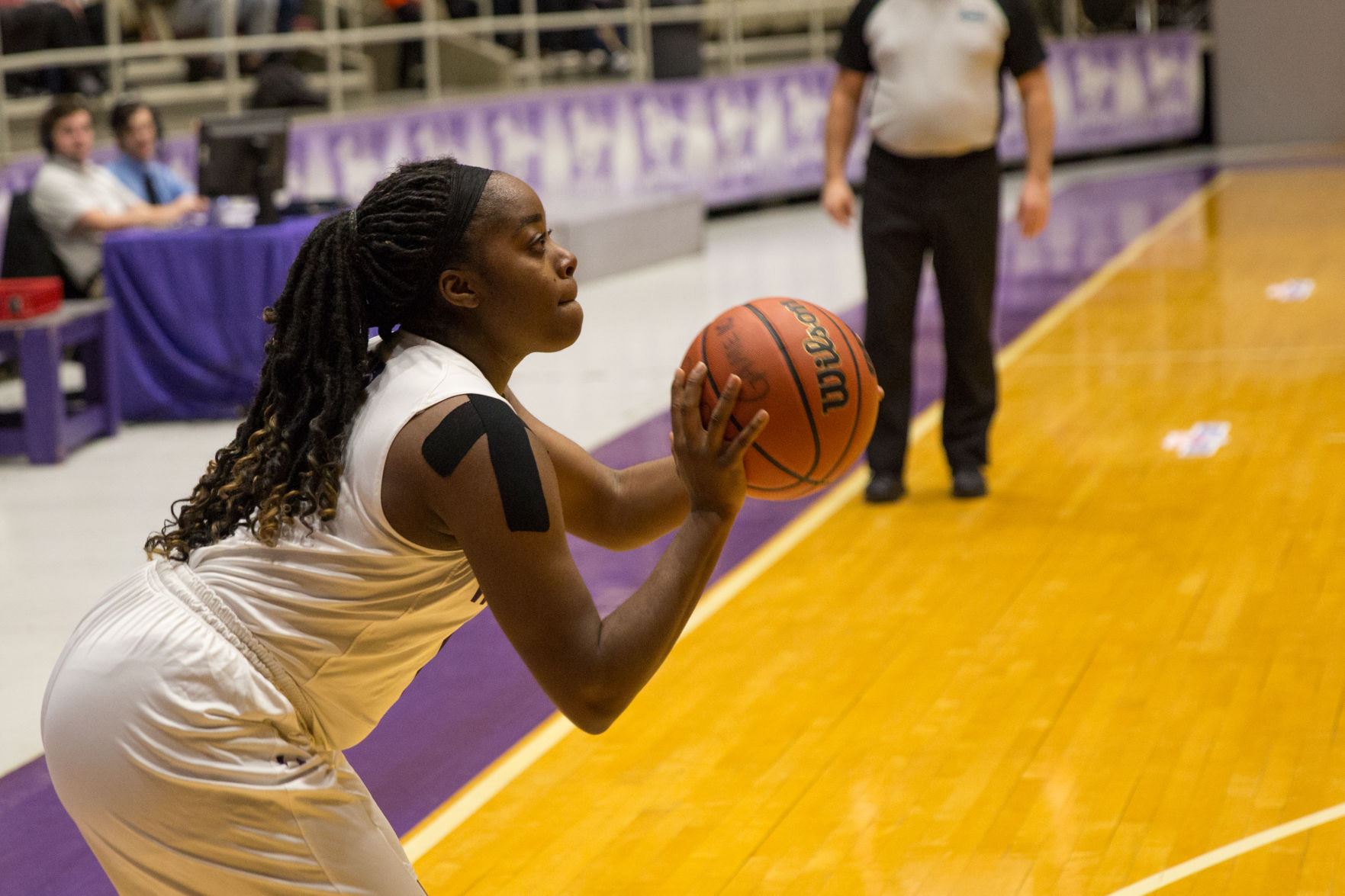 Women's basketball Shekinah Kienansatuko